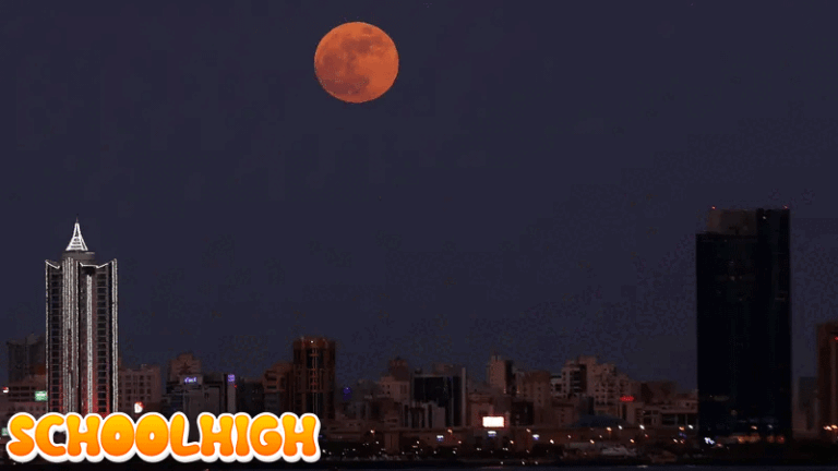 Apa Itu Strawberry Moon yang Diprediksi Muncul Malam 11 Juni?