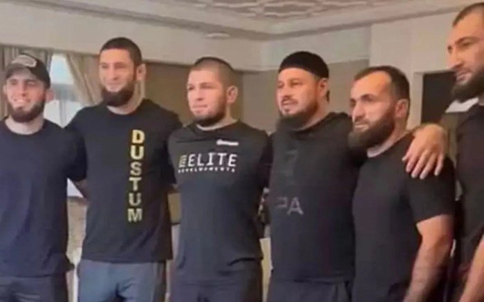 Dricus Du Plessis vs. Khamzat Chimaev finally booked for middleweight ... Khamzat Chimaev Sindir Keras: Ejekan Tengil untuk Jagoan Kalah di UFC Vancouver 2025