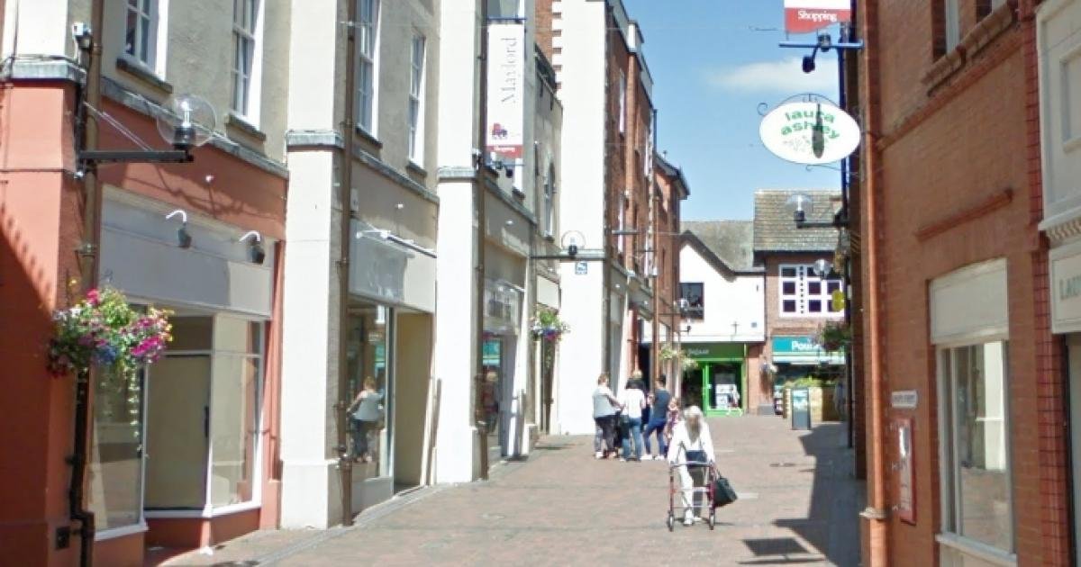 Lunaria Lifestyle di Maylord Street akan menutup toko