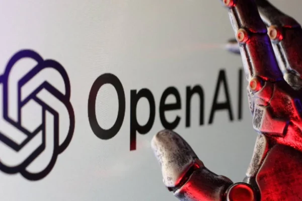 OpenAI dan Jony Ive menghadapi penundaan pada gadget AI rahasia karena rintangan teknologi dan desain yang menumpuk