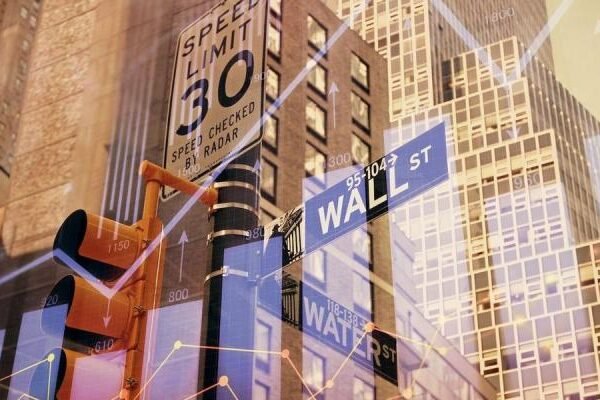 Pembaruan Pasar Crypto: Harga Altcoin Naik Seiring Peluncuran ETF XRP Baru