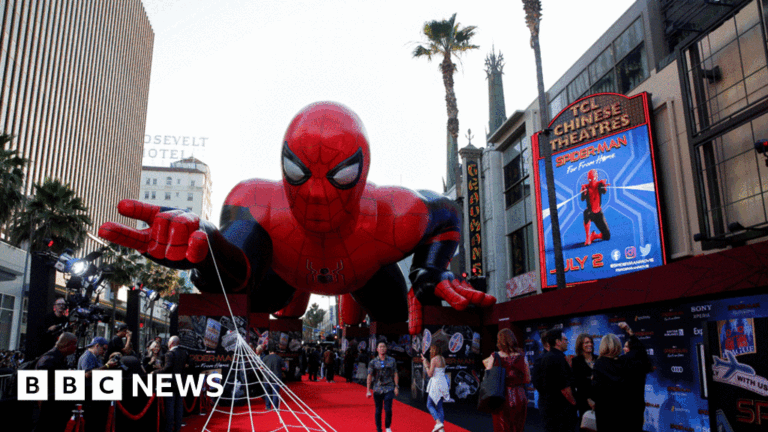 Penipuan selebriti: FBI memburu 'Ratu Penipu Hollywood'