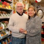 Wanita Indonesia yang bertemu cinta sejatinya di Crumlin menambahkan bumbu ke daerah setempat dengan cabai 'level 50'