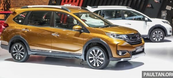 Daripada mobil baru, lebih banyak yang memilih mobil bekas di Indonesia