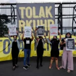 Indonesia: KUHP Baru Merupakan Bencana bagi Hak Asasi Manusia