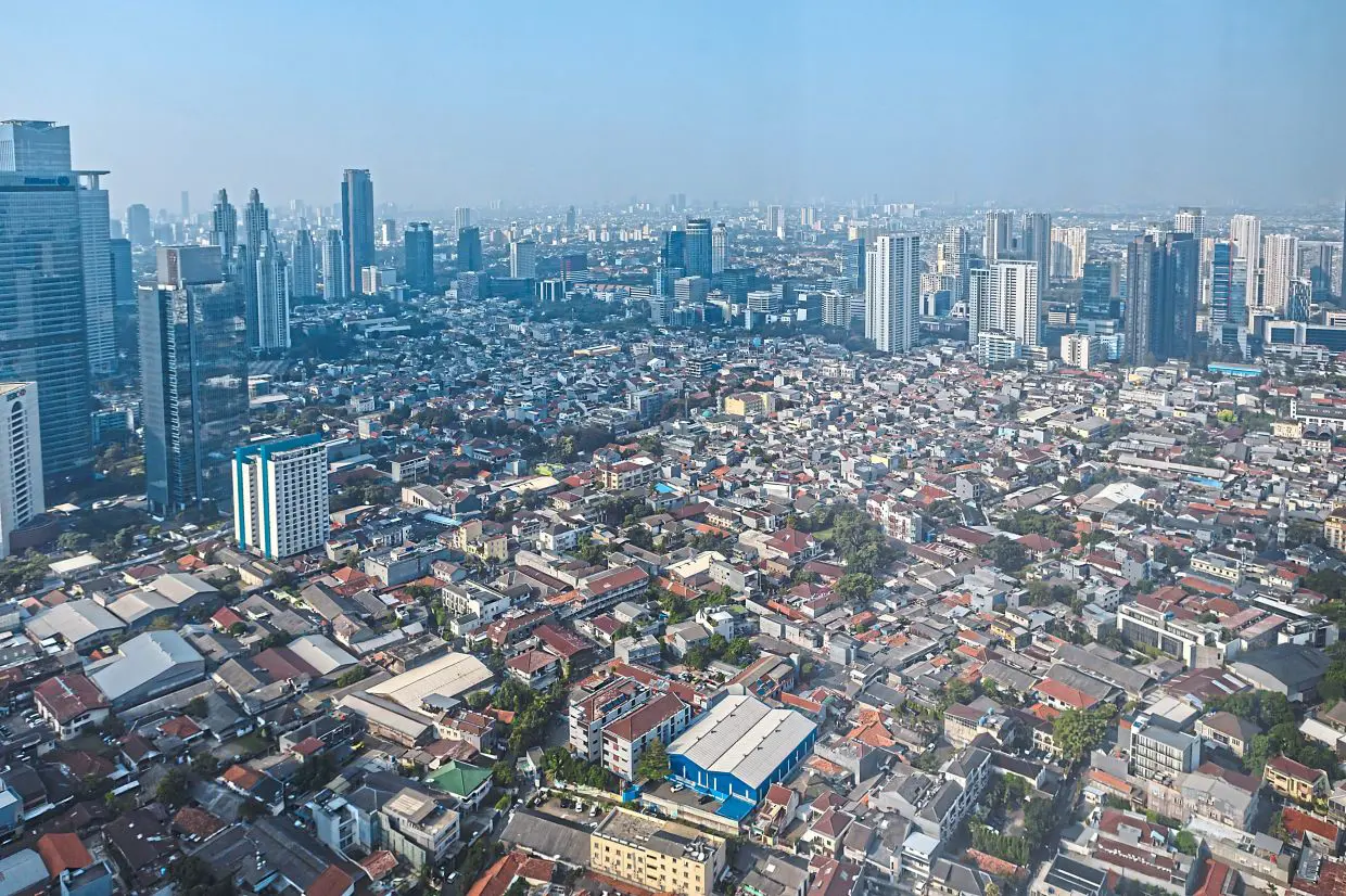 Indonesia menandatangani nota kesepahaman (MoU) untuk mobil nasional.