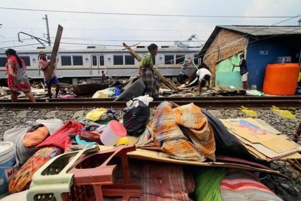 Perhitungan Baru Bank Dunia: Jumlah Penduduk Miskin Indonesia Melonjak Menjadi 194,6 Juta Orang