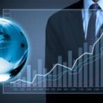 Ekonom UGM mengatakan bahwa target pertumbuhan ekonomi Indonesia sebesar 8% tetap menantang.