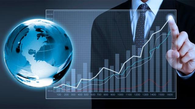 Ekonom UGM mengatakan bahwa target pertumbuhan ekonomi Indonesia sebesar 8% tetap menantang.