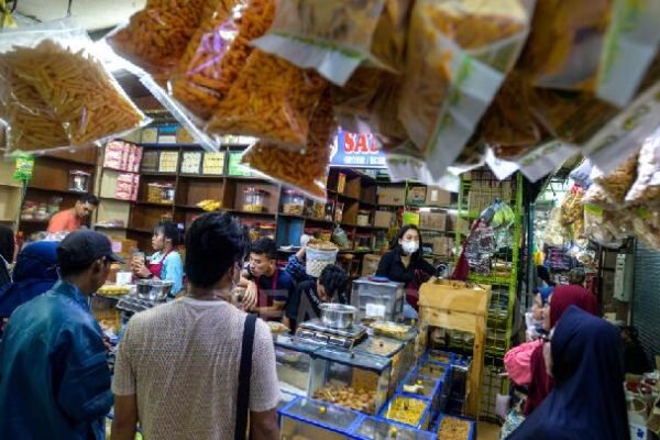 Ekonomi Indonesia Tumbuh 5,12% pada Kuartal II, Namun Para Ahli Menyoroti Adanya Anomali Data