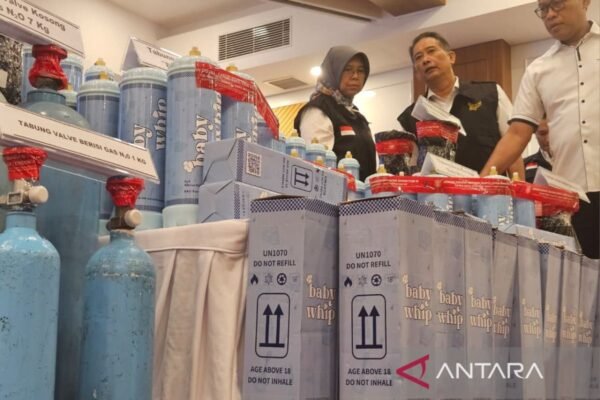 Indonesia menindak penjualan ilegal gas nitrous oxide 'Baby Whip'