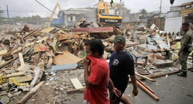 Pembaruan (2): Gempa bumi kuat mengguncang perairan lepas pantai Indonesia, warga bergegas mencari tempat yang lebih tinggi